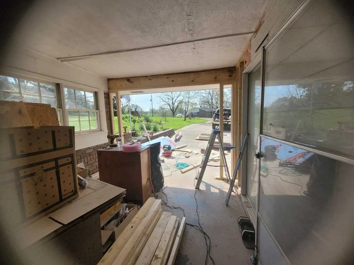 Air movers and dehumidifier for Water Mitigation Services in Strasburg